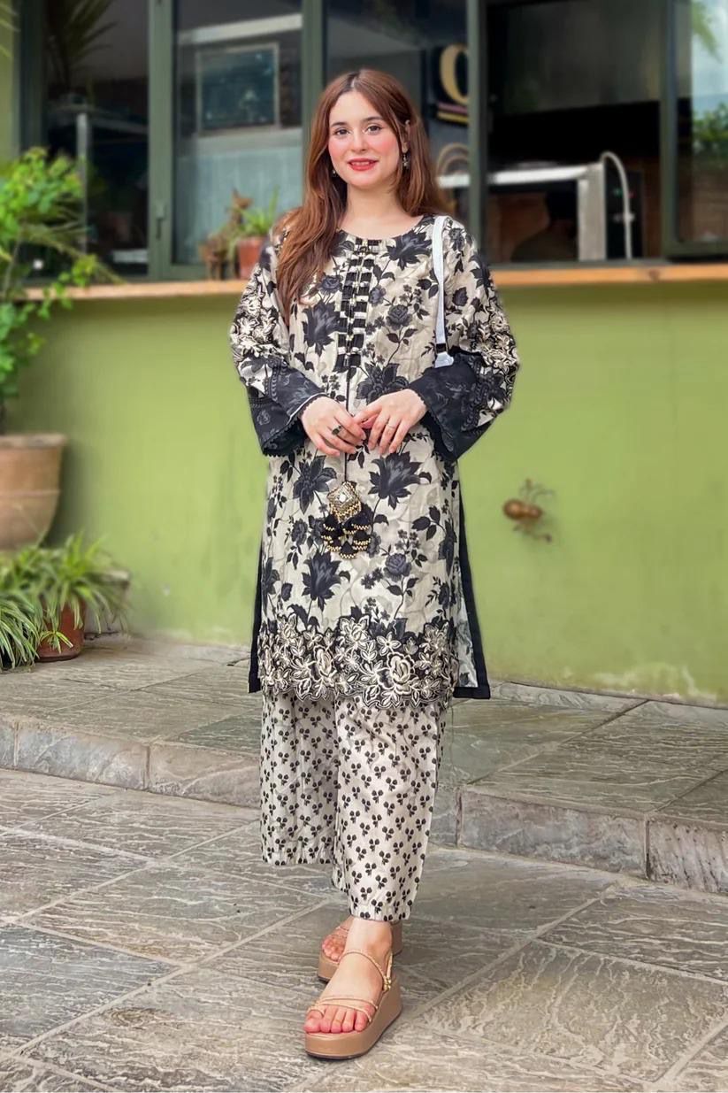 Stitched Printed Khaddar Suit - 3 Pc's